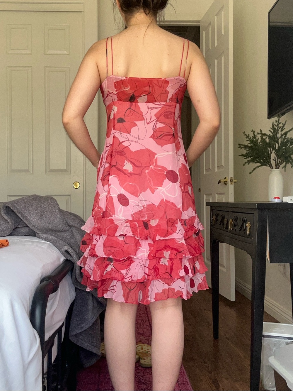 Gianni Bini Silk Abstract Floral Tiered Ruffle Dress - Picture 9 of 9